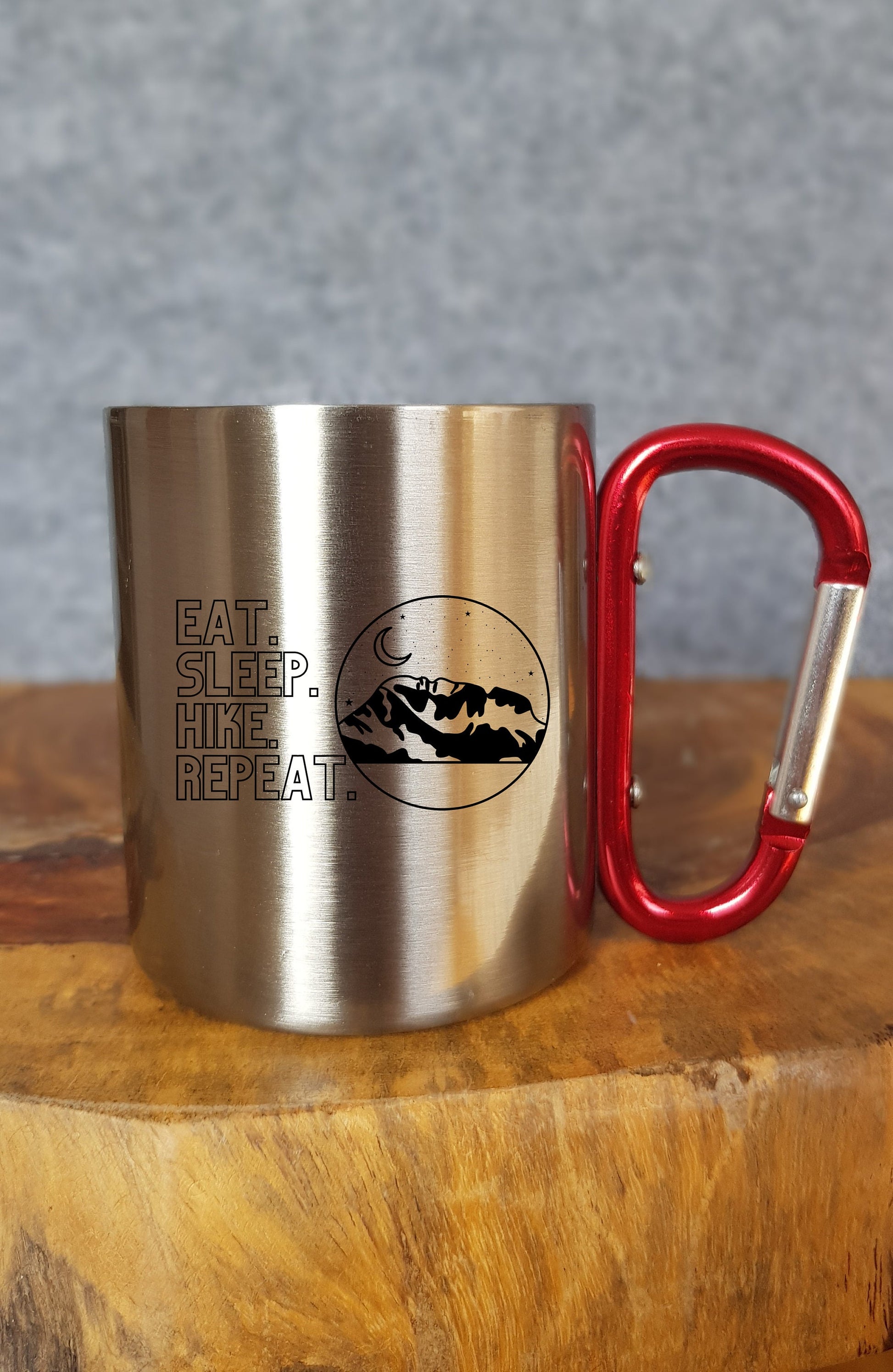 Eat. Sleep. Hike. Repeat. - Personalisierbare Tasse - Geschenk - Karabinerhaken - Reisen - Wandern - Klettern - Natur - Outdoor - Camping