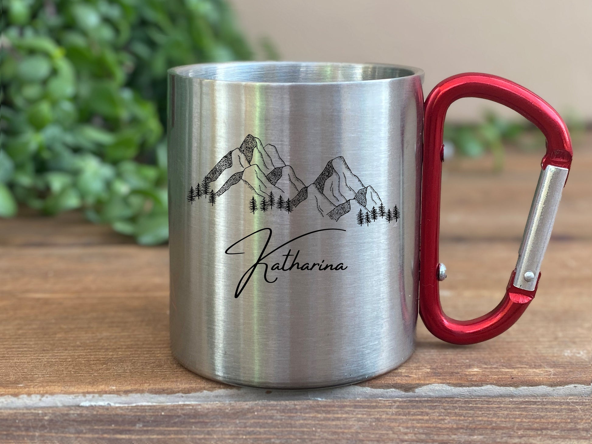 Personalisierbare Tasse - Emaille - Edelstahl - Bergsilhouette - Outdoor - Wandern - Geschenk - Karabiner