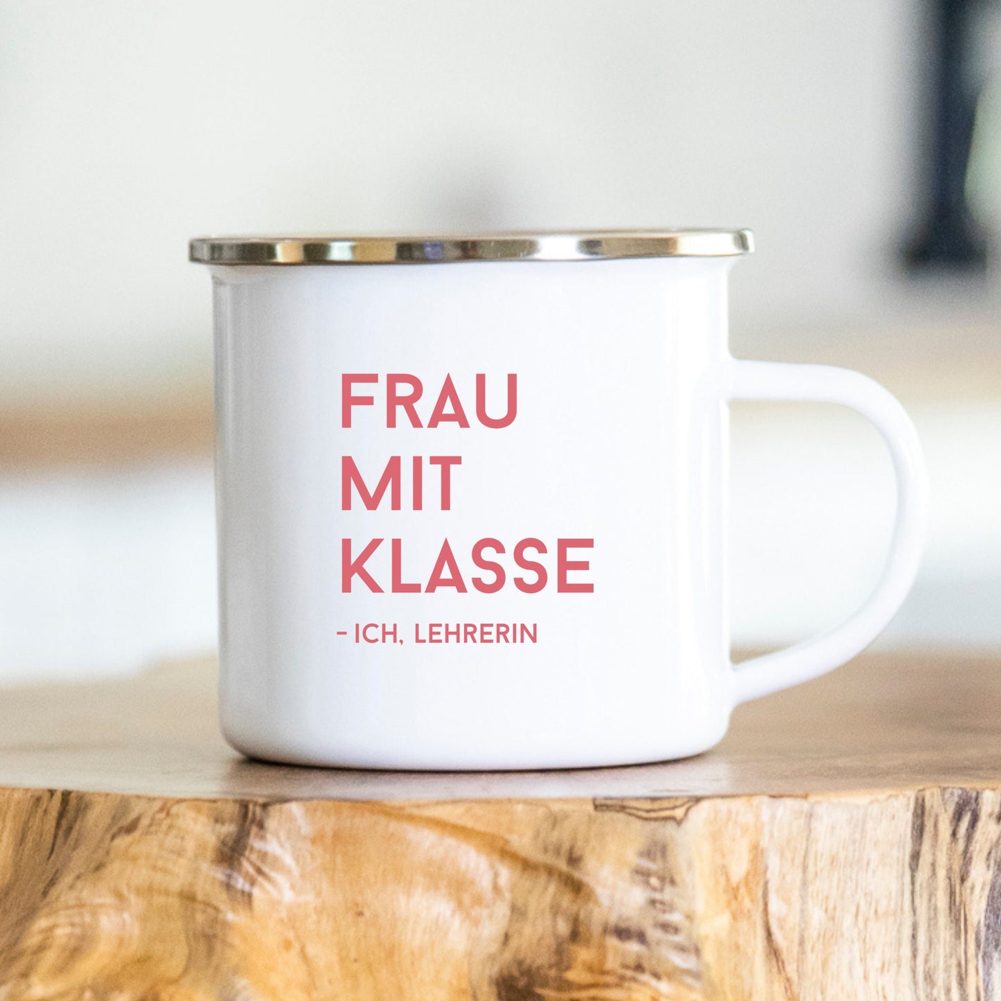 Lustige Lehrerin-Tasse - Ich bin eine Frau mit Klasse - Geschenkidee für Lehrerin - personalisiert