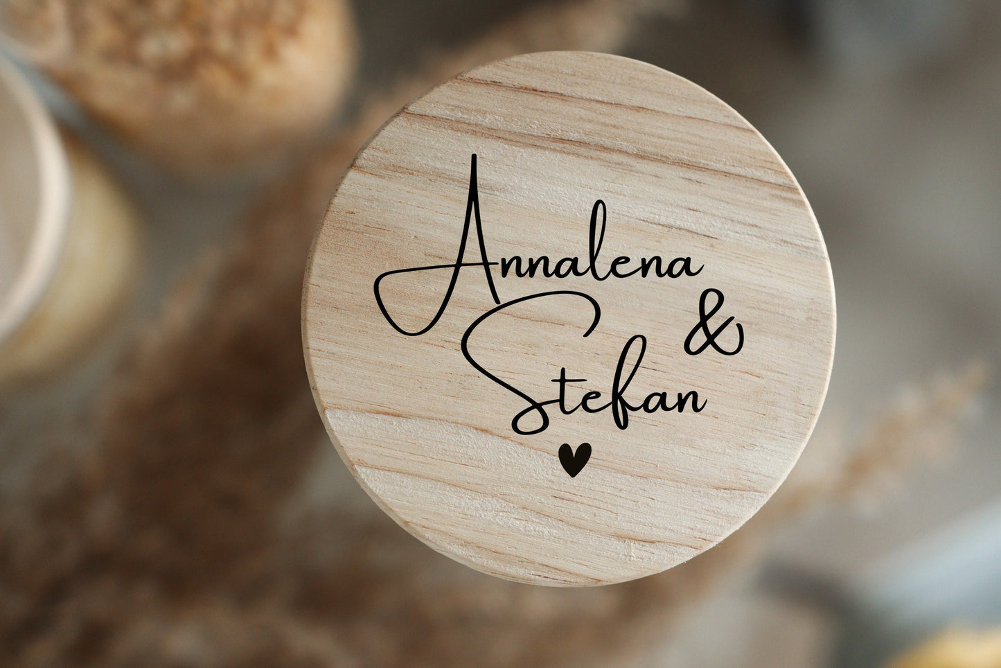 Personalisiertes Vorratsglas - Aufbewahrungsglas - 4 Größen - Holzdeckel - personalisierbar - Zwei Namen & Datum - Hochzeit - Einweihung